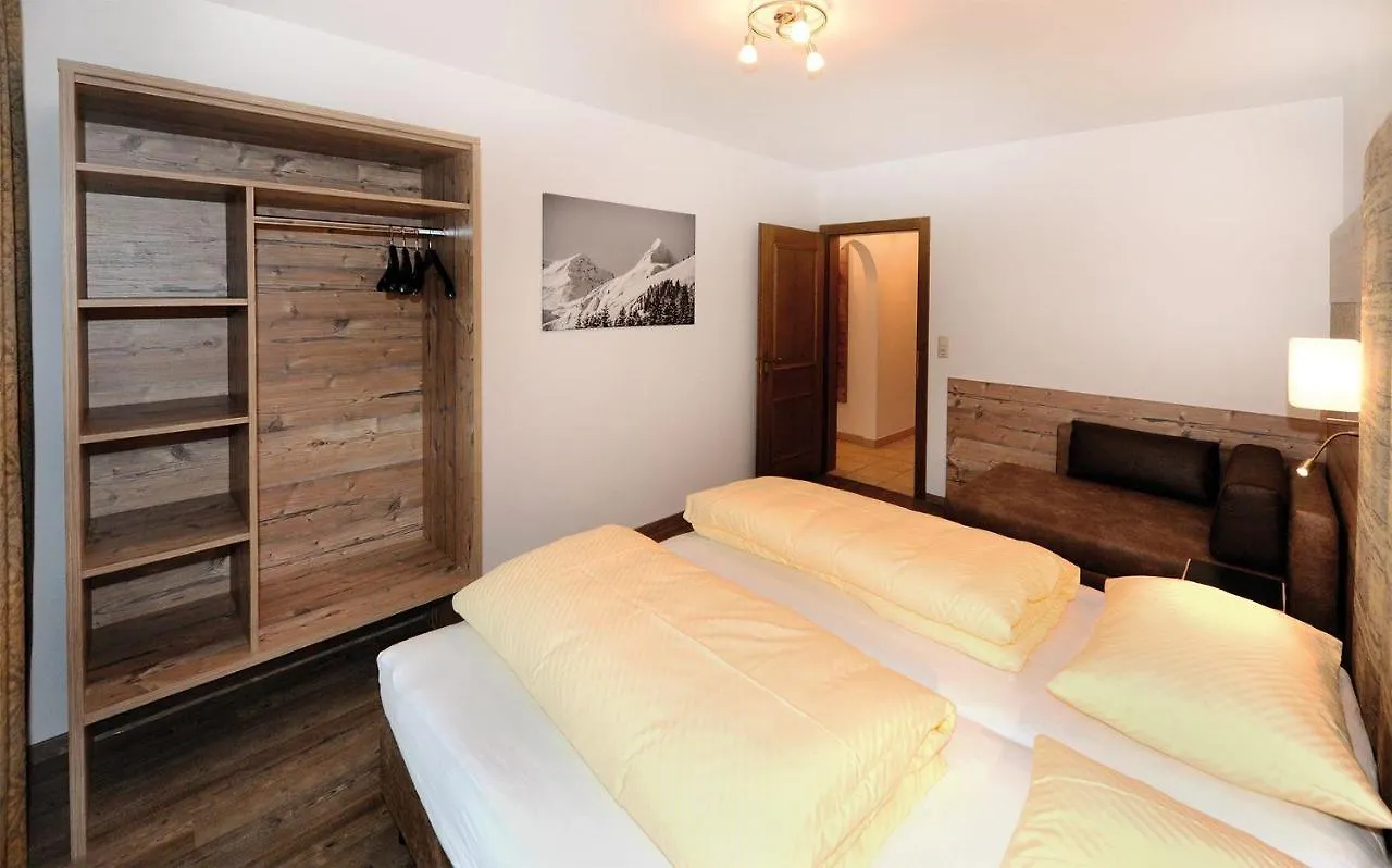 Appartements Zwoelferkogelblick Saalbach-Hinterglemm Austria