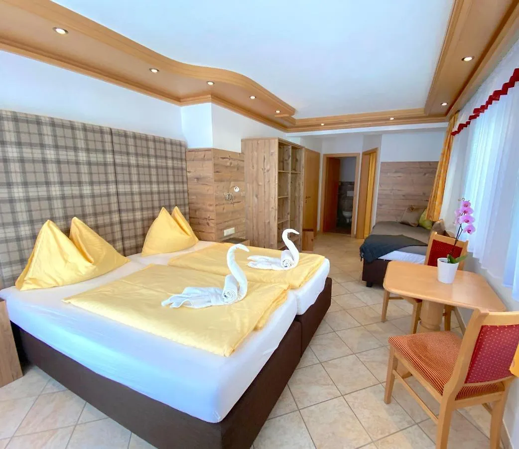 Apartment Appartements Zwoelferkogelblick Saalbach-Hinterglemm