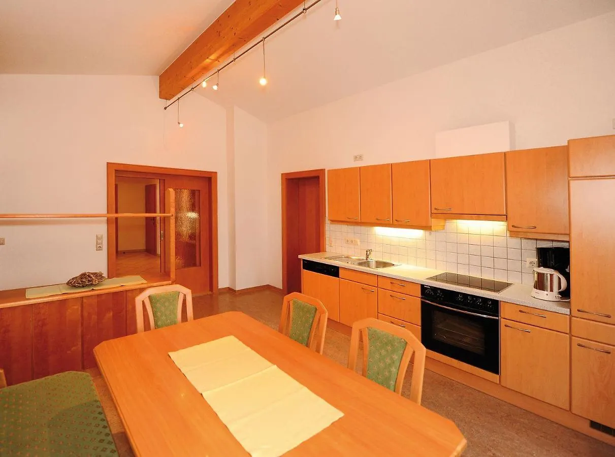 Appartements Zwoelferkogelblick Saalbach-Hinterglemm 0*,  Austria